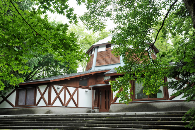 軽井沢絵本の森美術館・エルツおもちゃ博物館